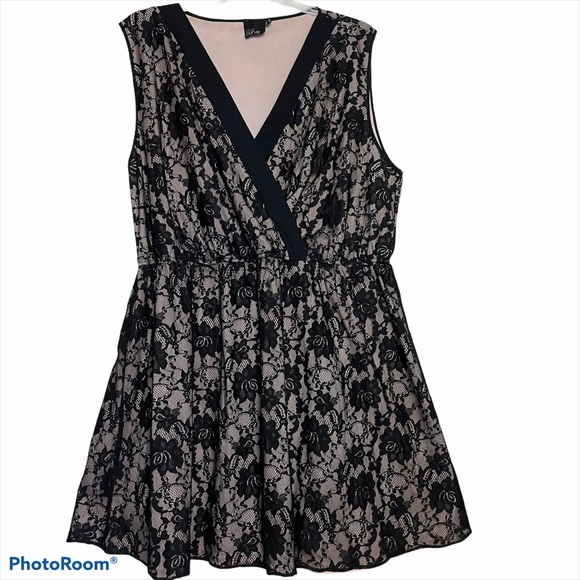 ASOS BLACK LACE DRESS - Picture 3 of 6